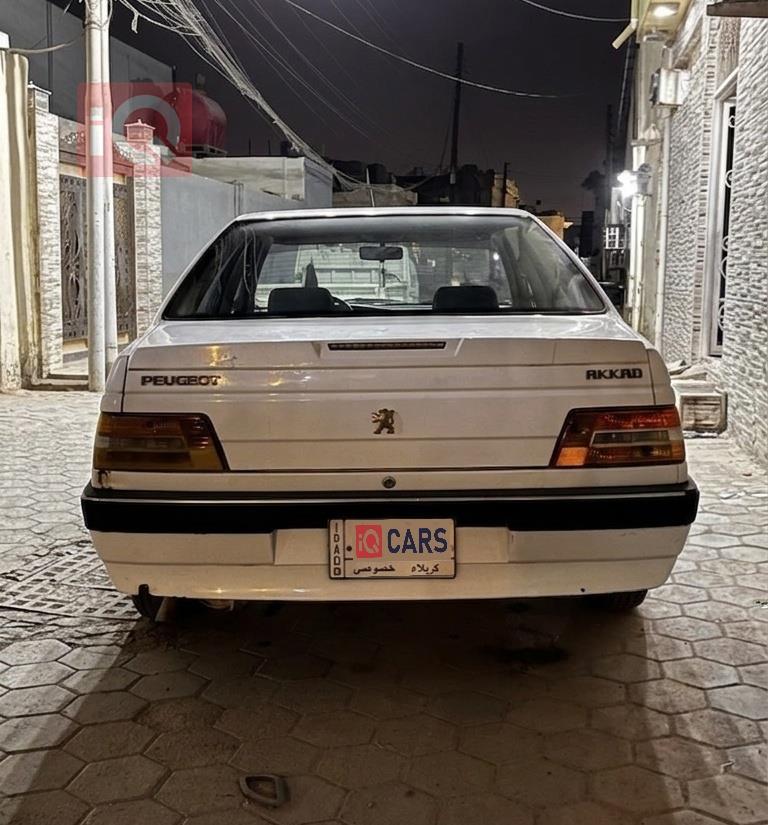 بيجو بارس